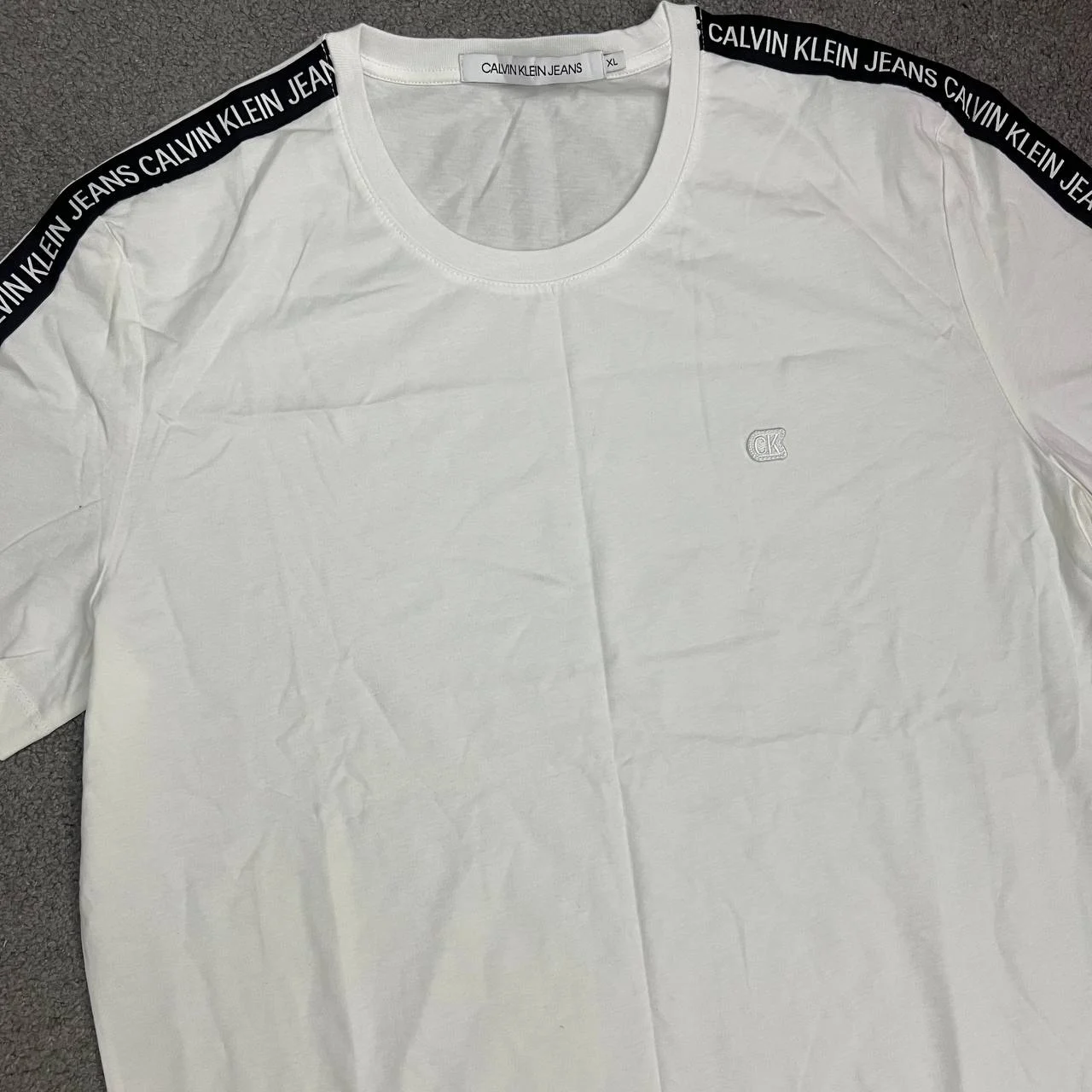 Футболка Calvin Klein — фото 2